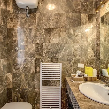Apartment Retro'House Roma 2
