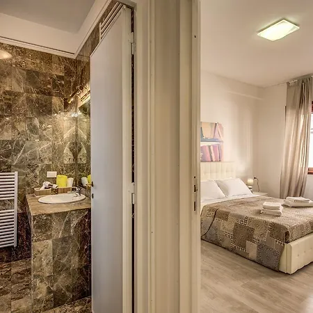Apartment Retro'House Roma 2