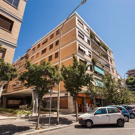 Retro'House Roma 2 * Rome